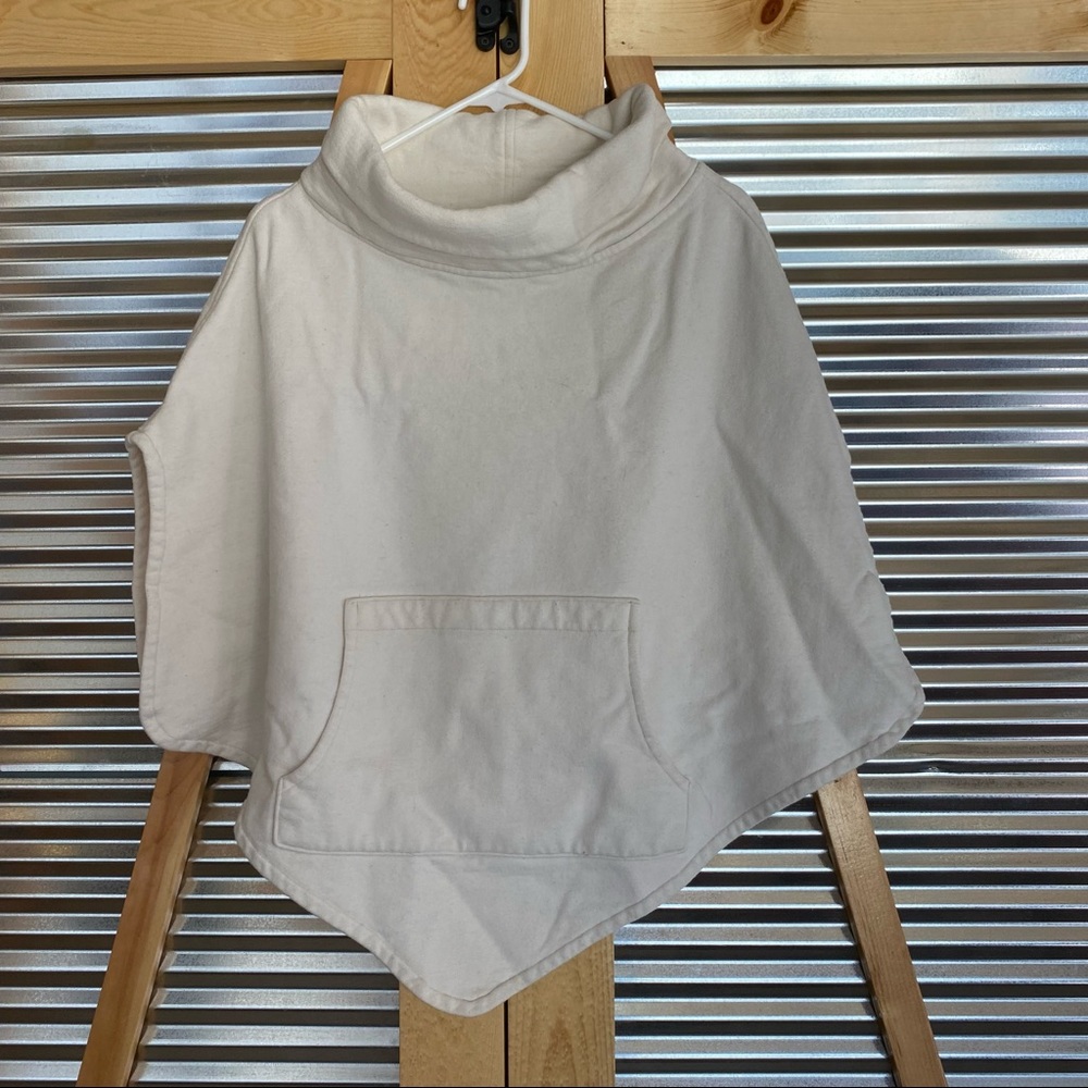 HANDMADE HEAVY COTTON PONCHO SWEATER